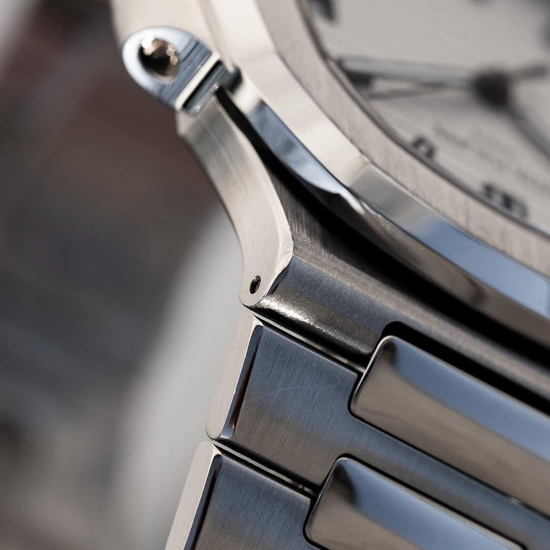 patek philippe ساعة