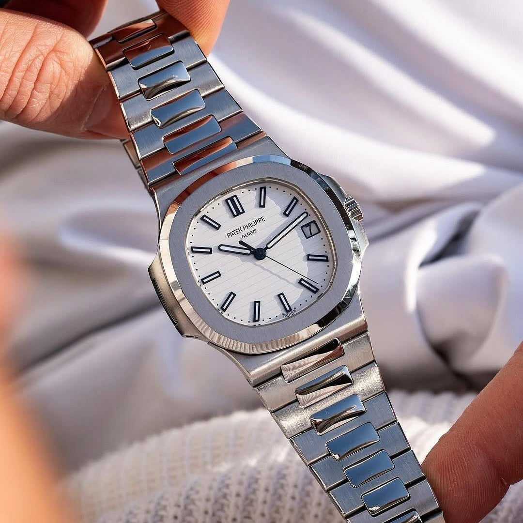 patek philippe ساعة