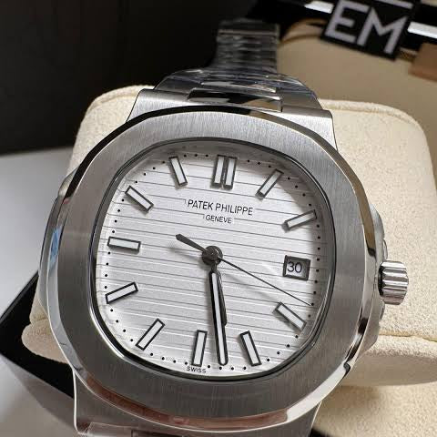 patek philippe ساعة