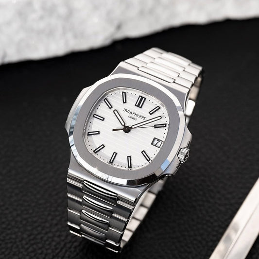 patek philippe ساعة